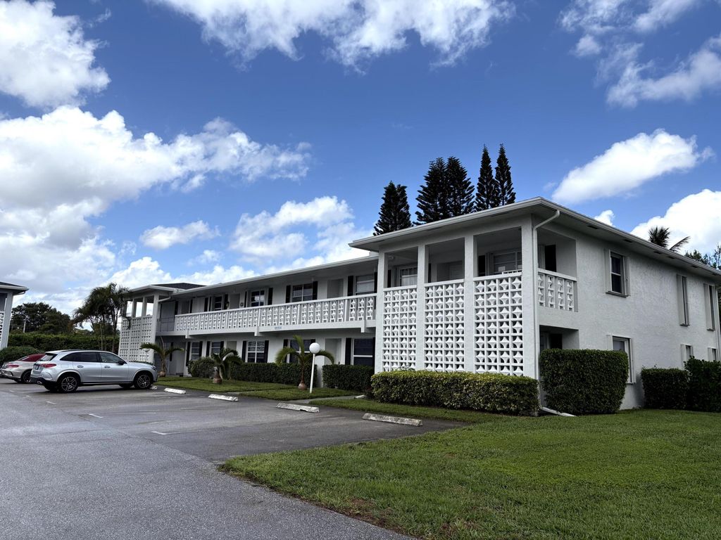 Photo of 2825 SW 13th Street #204, Delray Beach, FL 33445 (MLS # B26006890)