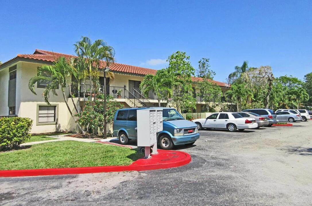 Oakwood Apartments - Residential Lease