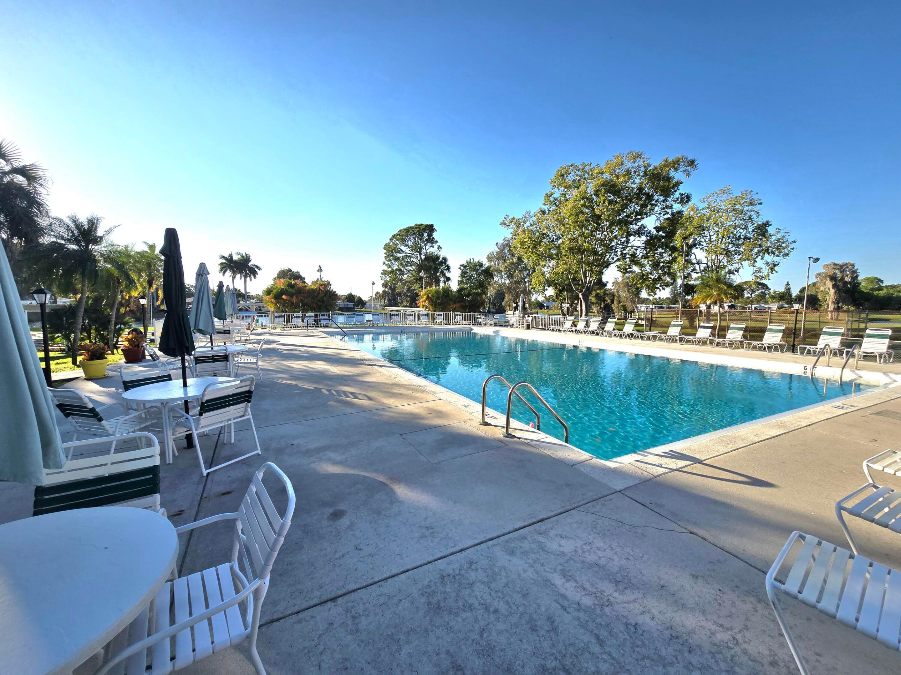 SPANISH LAKES ONE LEASEHOLD ESTATES - Residential