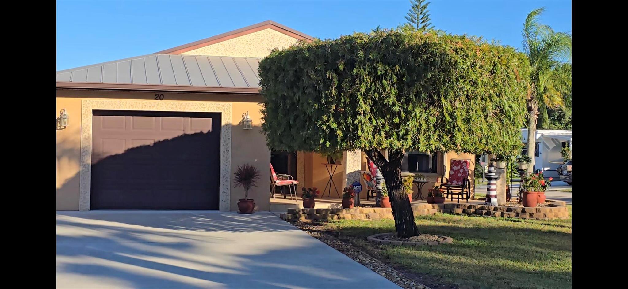 SPANISH LAKES ONE LEASEHO - Residential