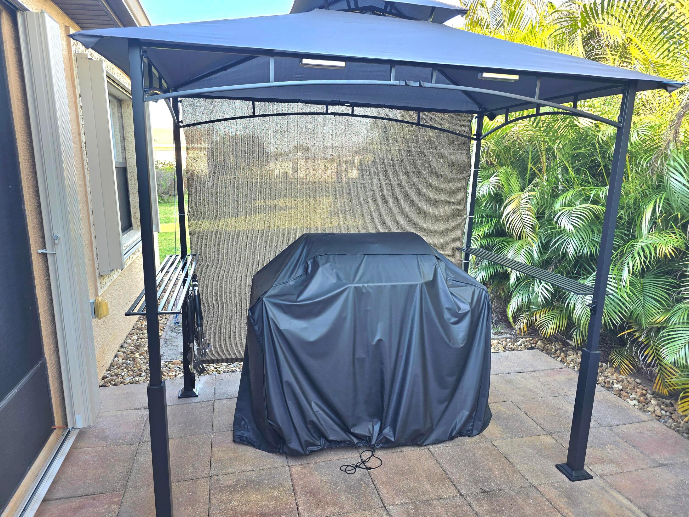 SPANISH LAKES ONE LEASEHOLD ESTATES - Residential