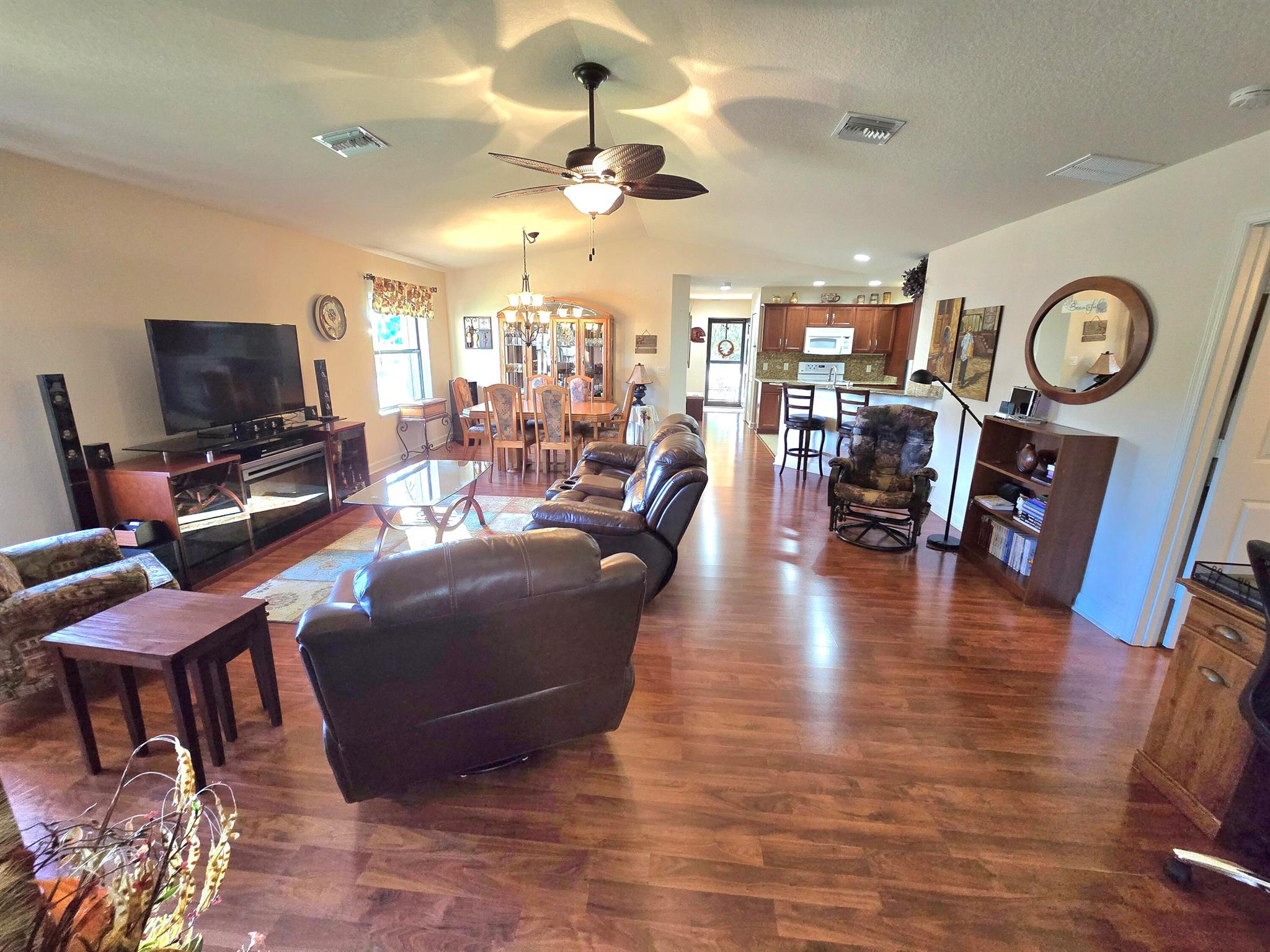 SPANISH LAKES ONE LEASEHO - Residential