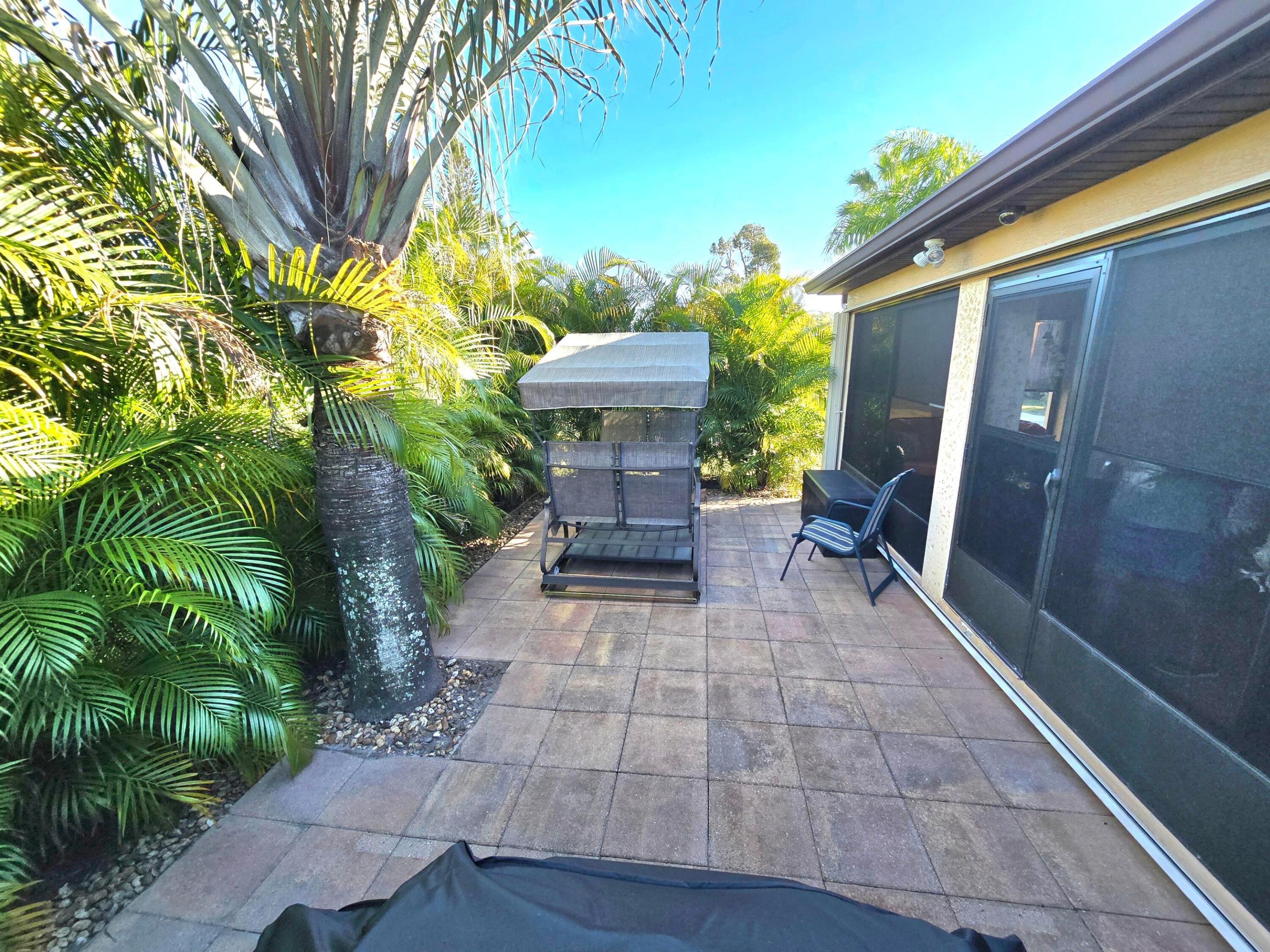 SPANISH LAKES ONE LEASEHOLD ESTATES - Residential