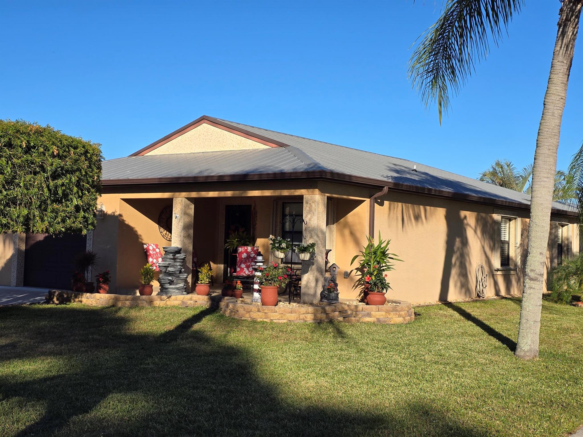 SPANISH LAKES ONE LEASEHO - Residential