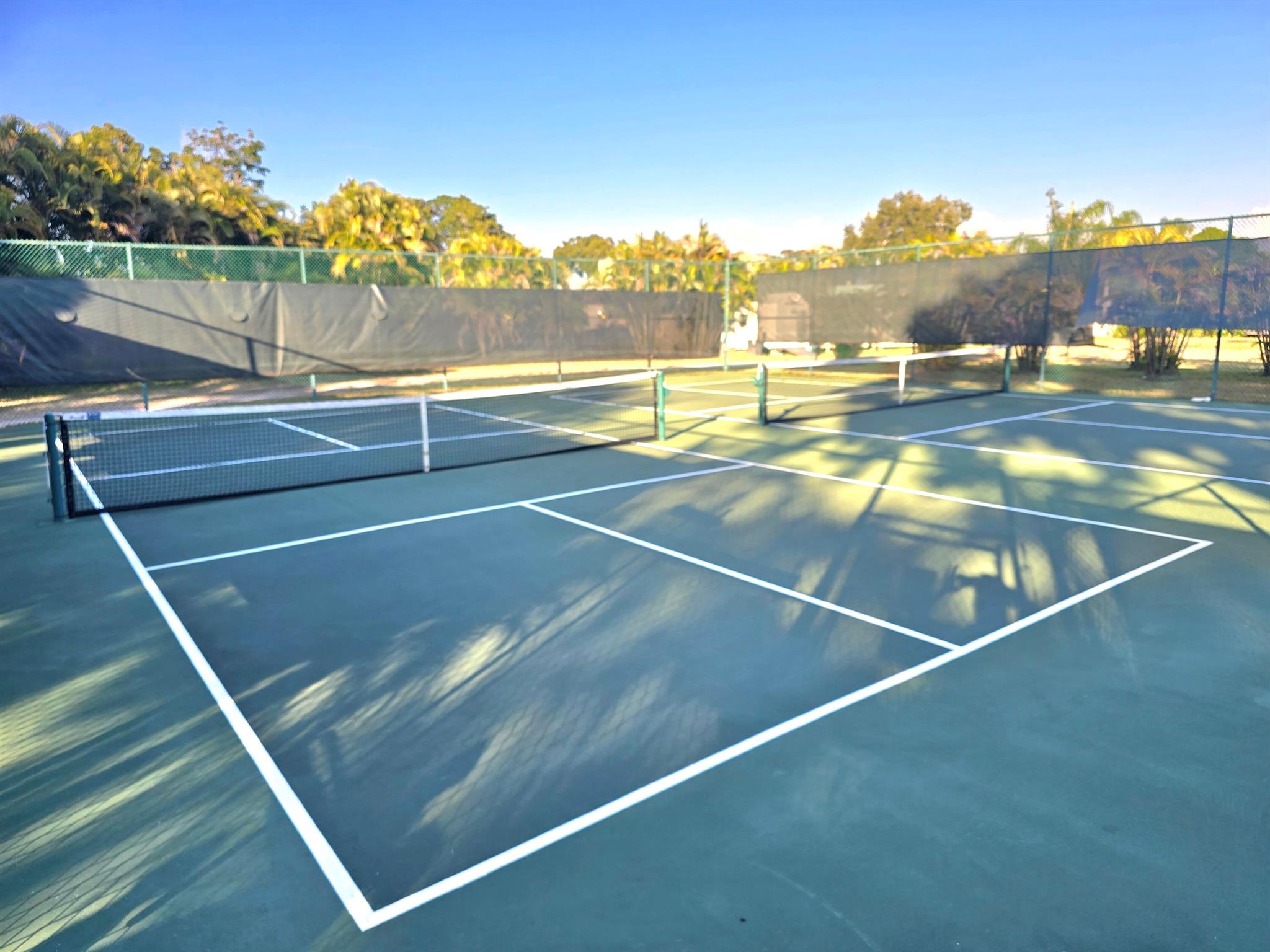 SPANISH LAKES ONE LEASEHO - Residential