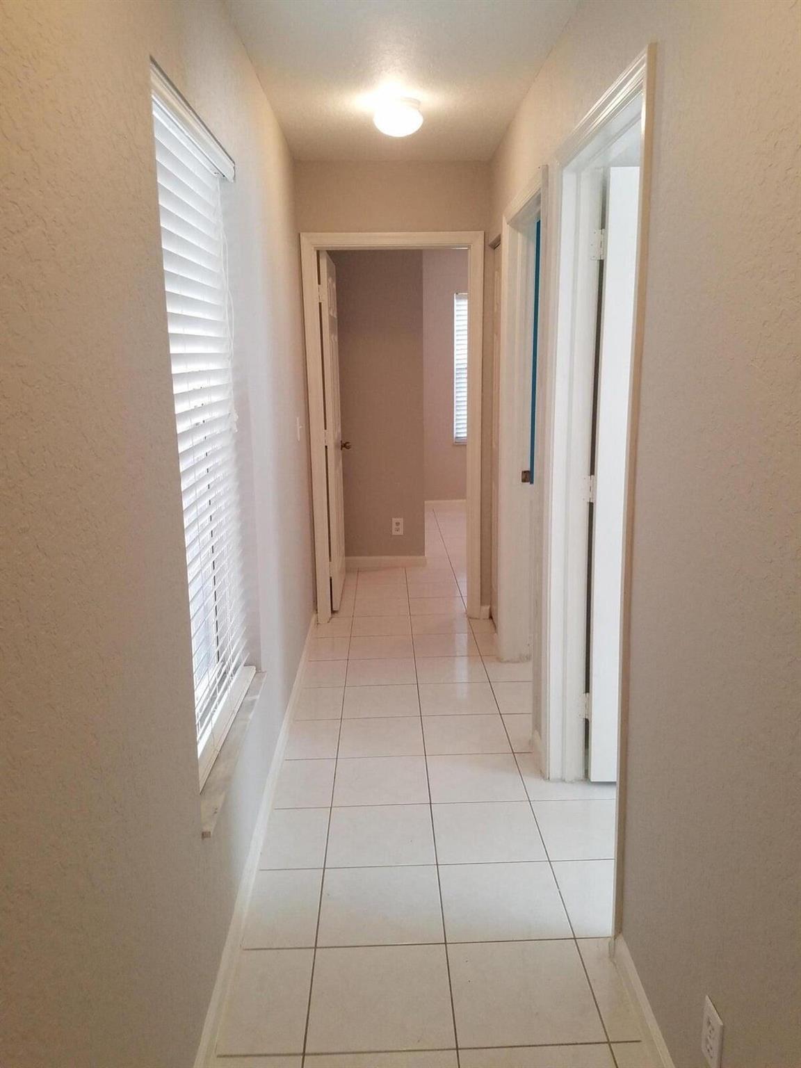 SABAL LAKES PH 3 - Residential Lease