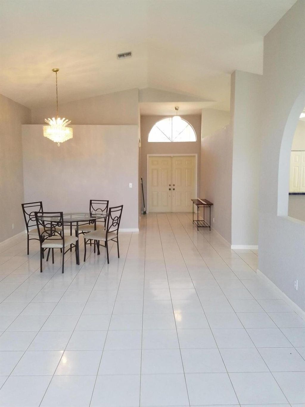 Photo of 4070 Laurelwood Lane, Delray Beach, FL 33445 (MLS # R11143130)