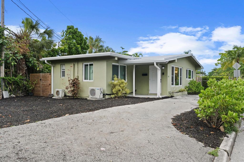 Photo of 2121 Parker Avenue, West Palm Beach, FL 33401 (MLS # R11106147)