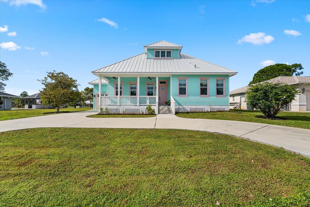 Photo of 1842 SE Camden Street, Port Saint Lucie, FL 34952 (MLS # R10949415)