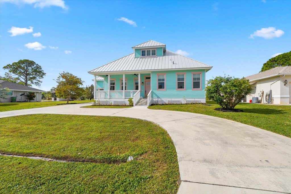 Photo of 1842 SE Camden Street, Port Saint Lucie, FL 34952 (MLS # R10949415)