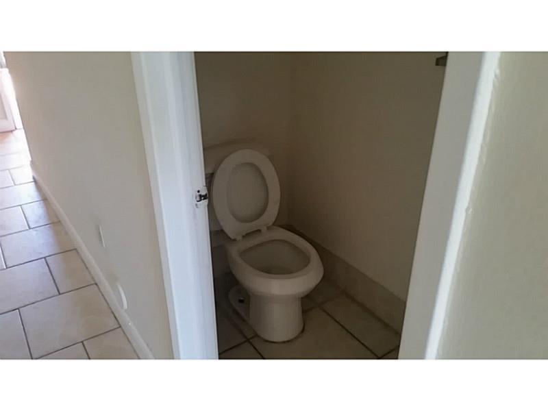 SORRENTO LAKES AT SUNRISE - Residential Lease