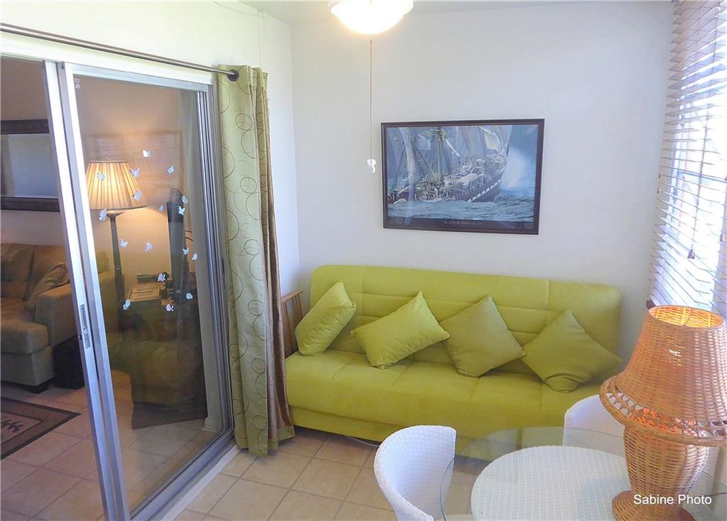 VILLAGE ROYALE EMERALD GR - Residential
