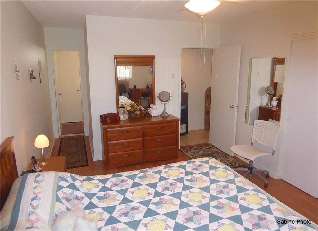 VILLAGE ROYALE EMERALD GR - Residential