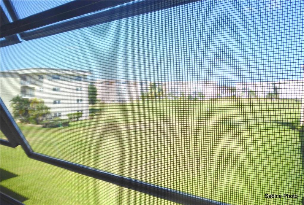 VILLAGE ROYALE EMERALD GR - Residential