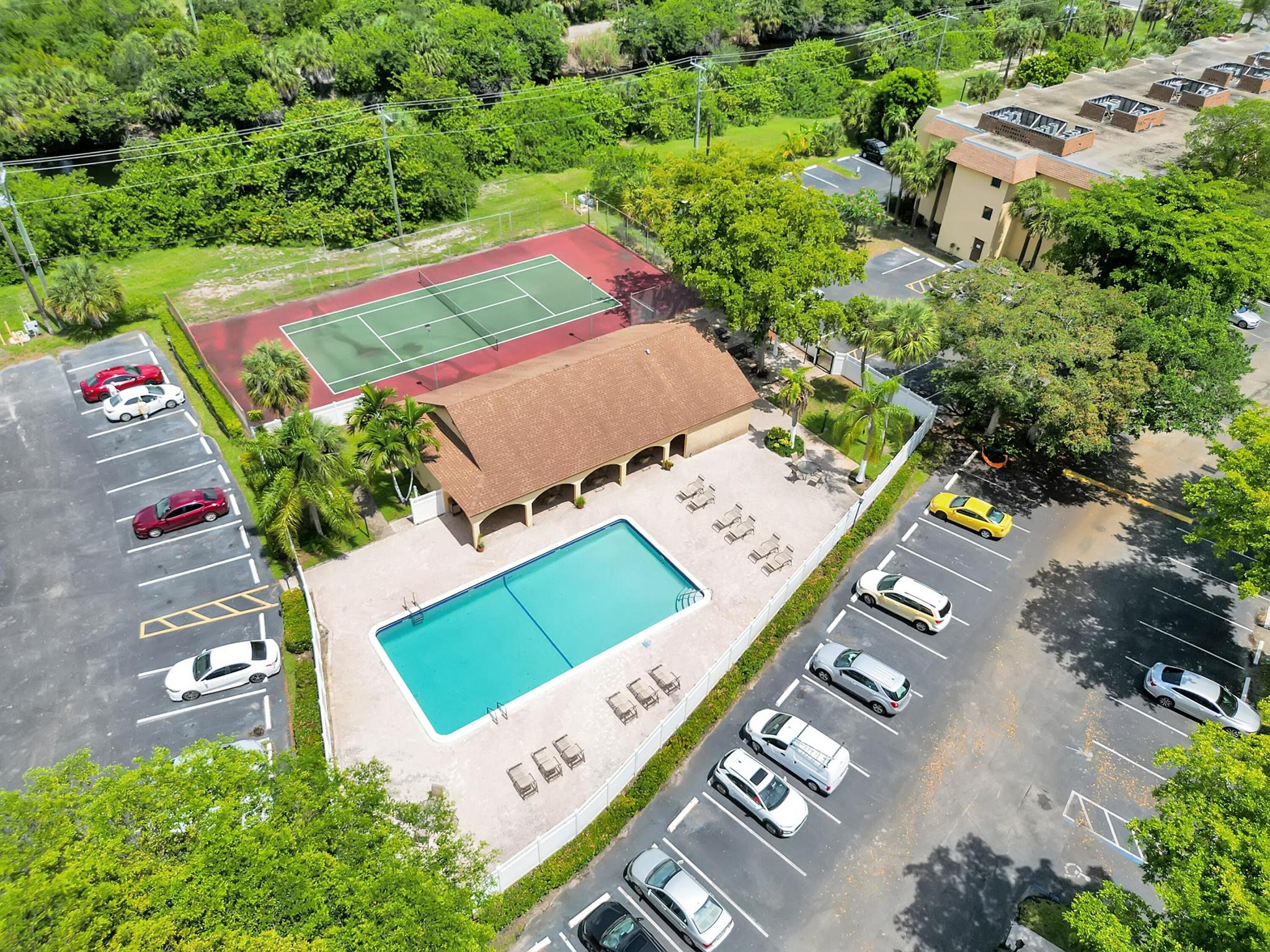 CASA DEL RIO CONDO - Residential Lease