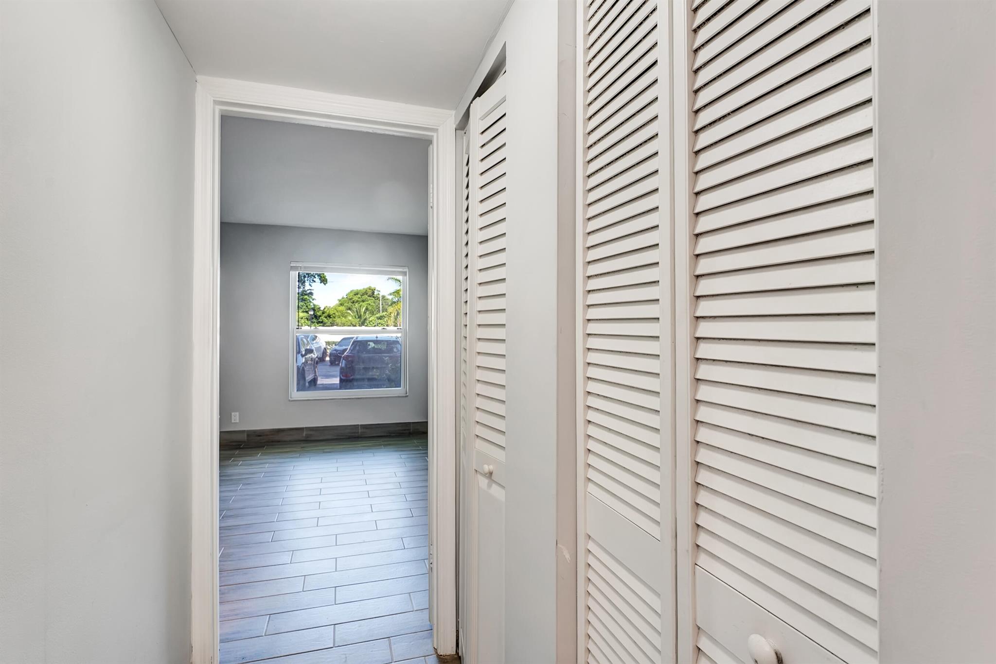 CASA DEL RIO CONDO - Residential Lease