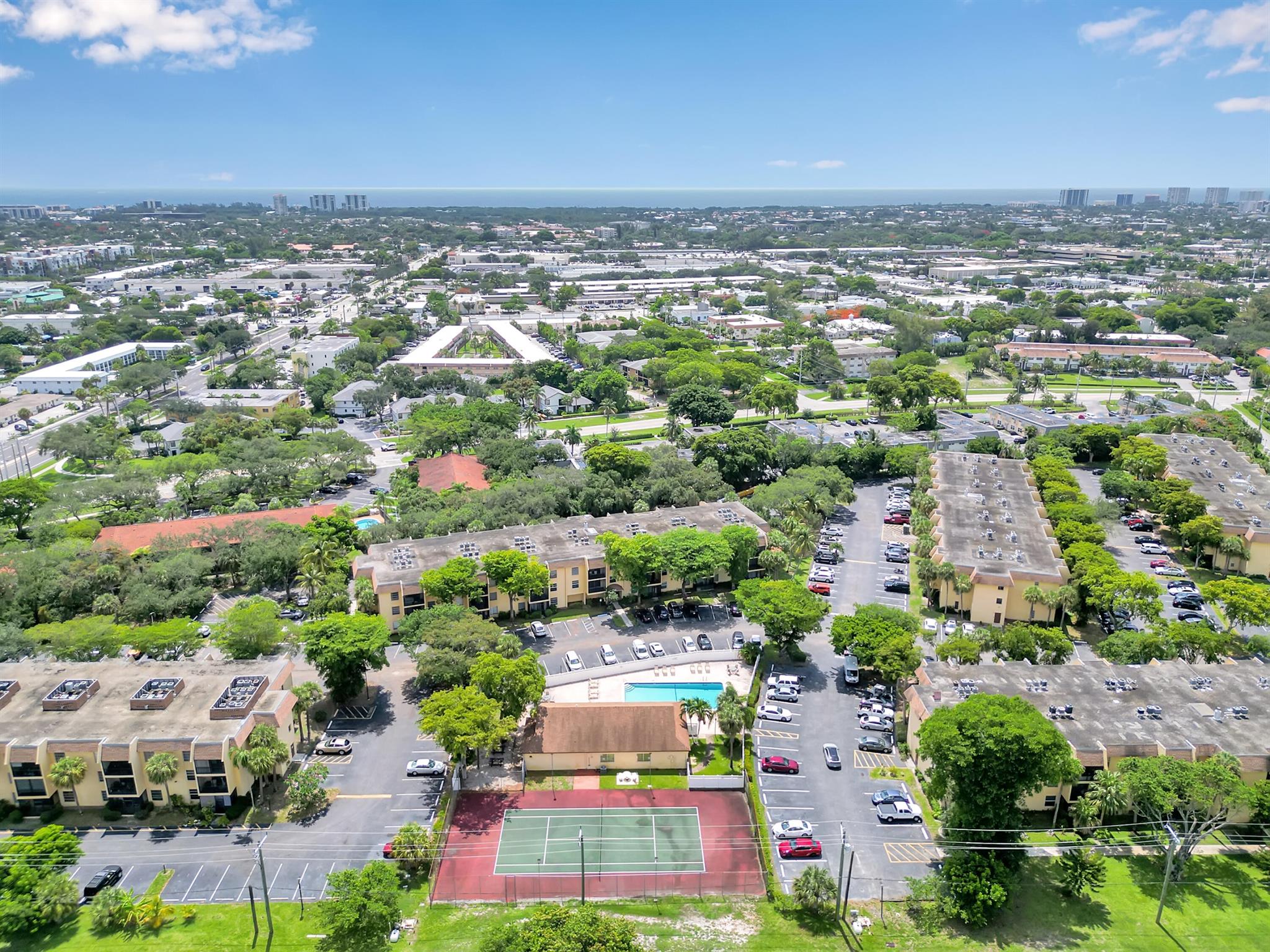 CASA DEL RIO CONDO - Residential Lease