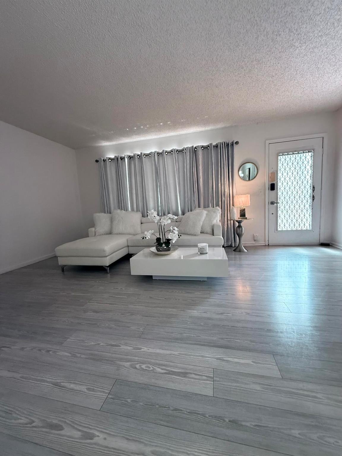 KINGSLEY AT CENTURY VILLA - Residential