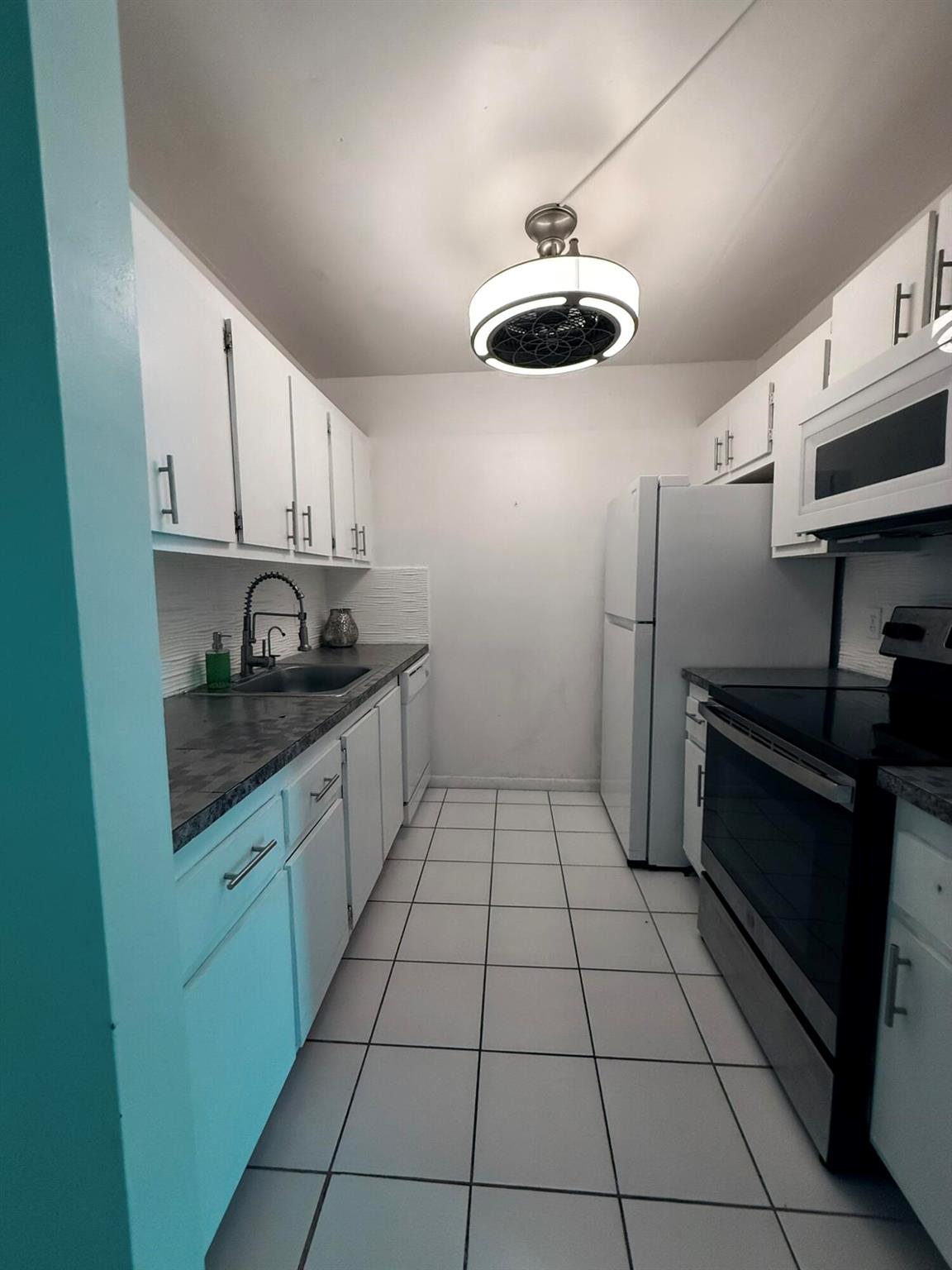 KINGSLEY AT CENTURY VILLA - Residential