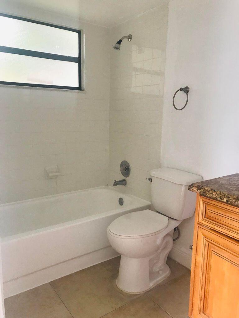 PALM BEACH GRANDE CONDOMINIUM - Residential Lease