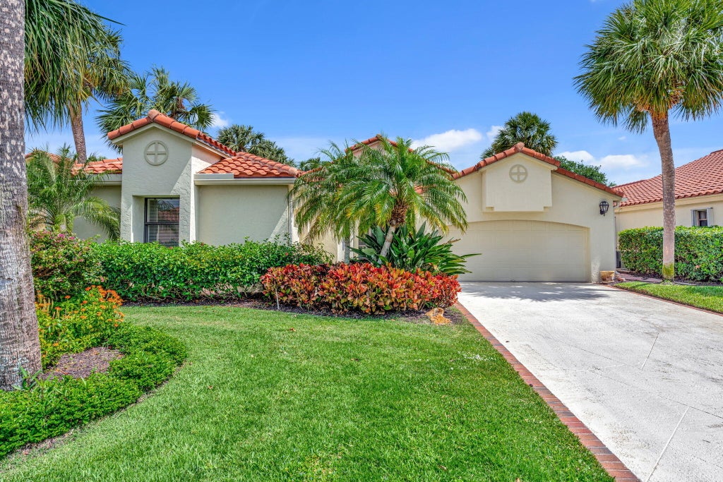 Photo of 16670 Hidden Cove Drive, Jupiter, FL 33477 (MLS # R11135101)