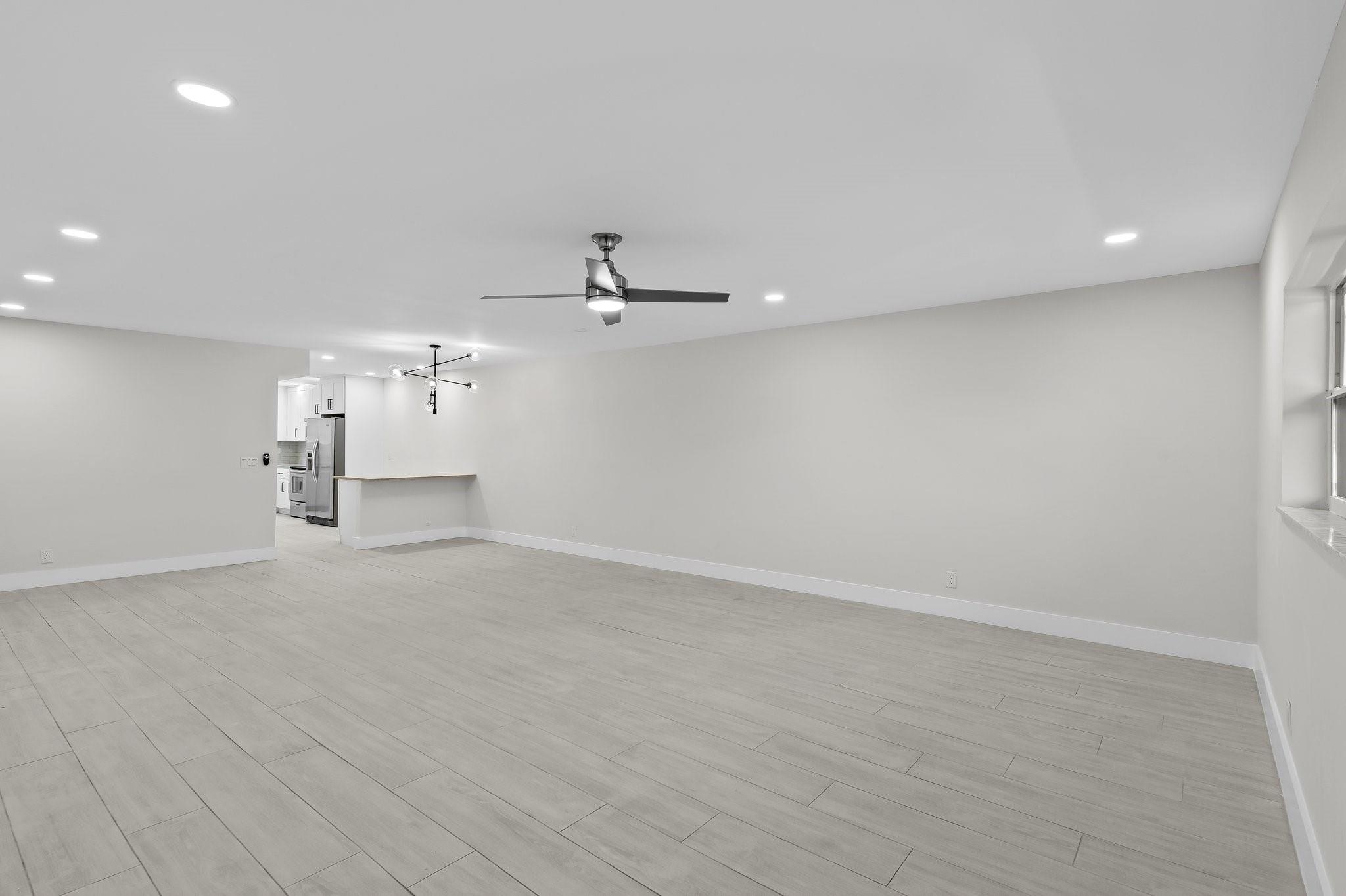 FORT LAUDERDALE - Residential Lease