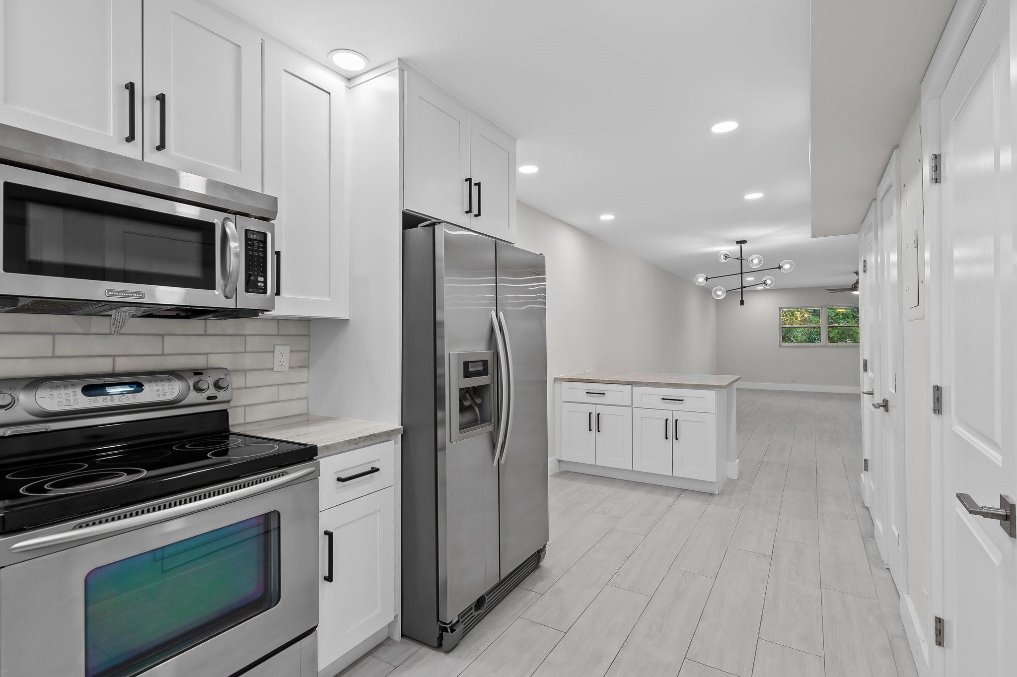 FORT LAUDERDALE - Residential Lease