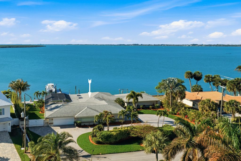 Photo of 1625 Thumb Point Drive, Fort Pierce, FL 34949 (MLS # B26007832)