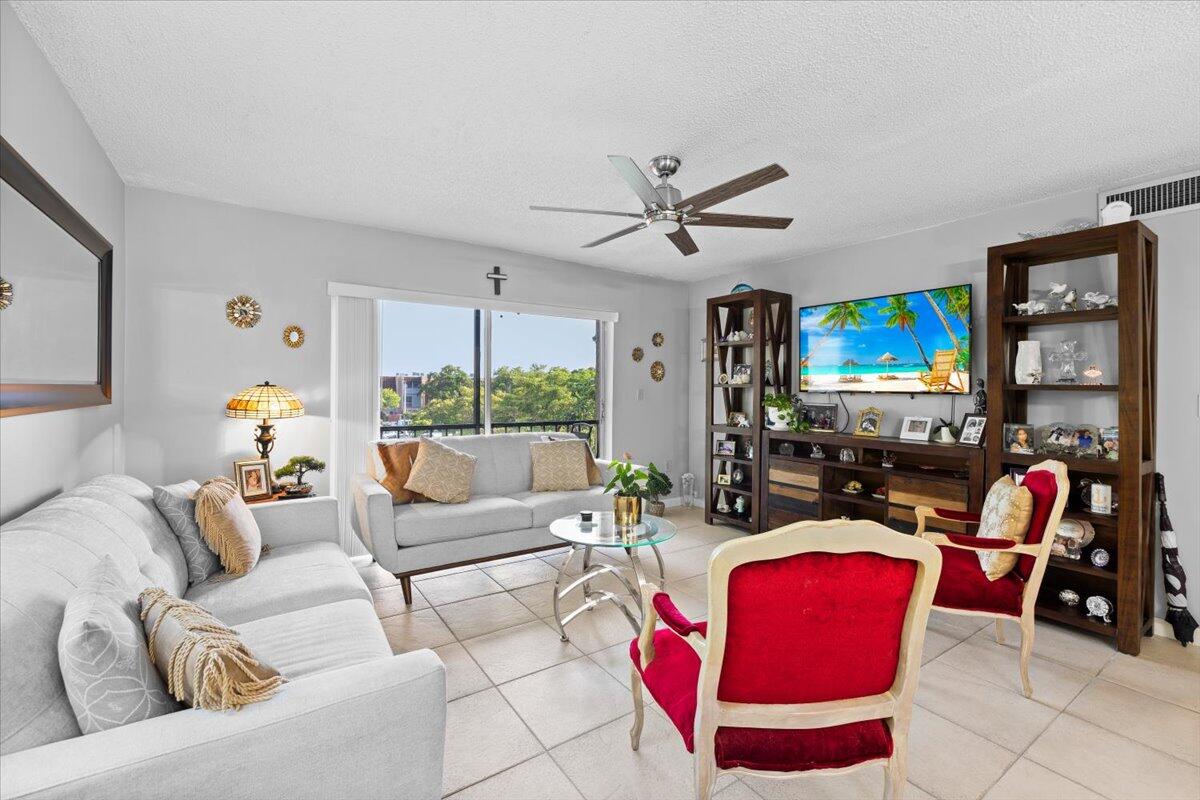 OAKBROOK IV V VI VII CONDO - Residential