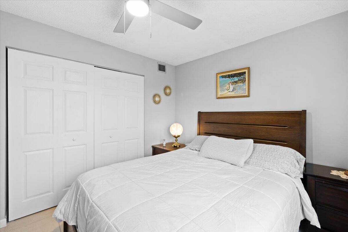 OAKBROOK IV V VI VII CONDO - Residential