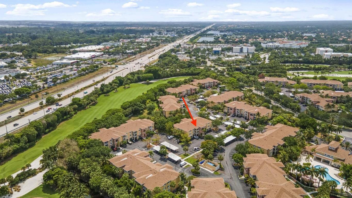 VILLAS AT EMERALD DUNES CONDO - Residential Lease