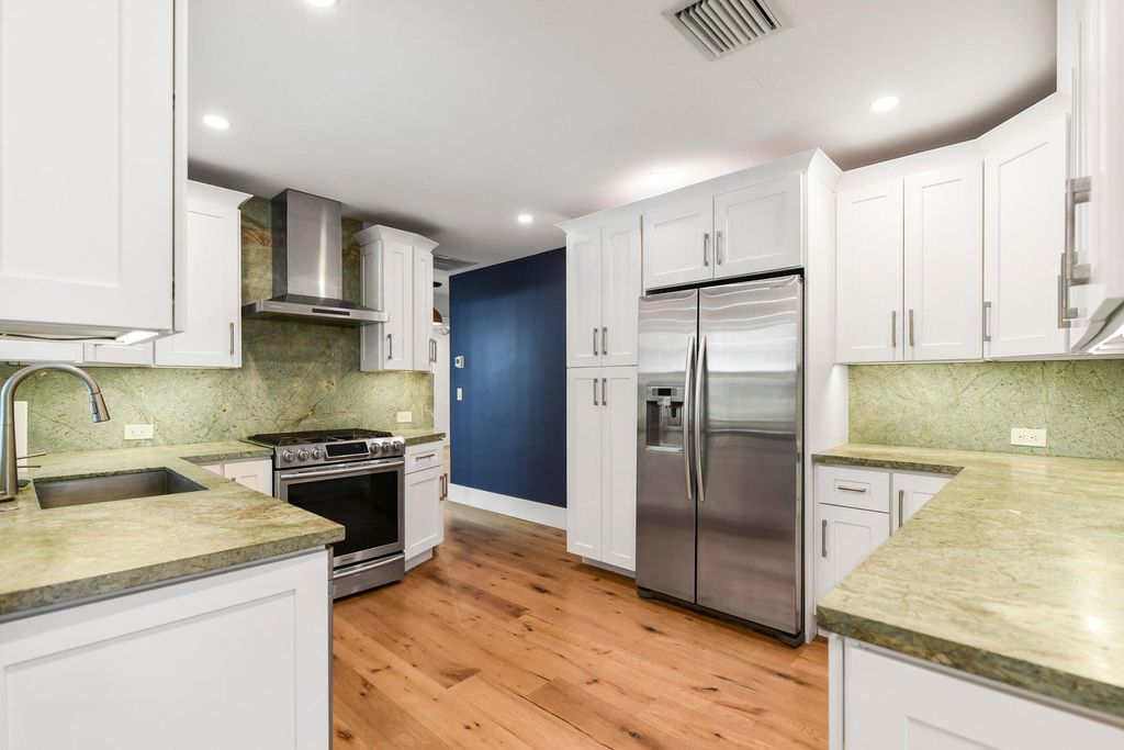 Photo of 784 Dover Street, Boca Raton, FL 33487 (MLS # R11169893)