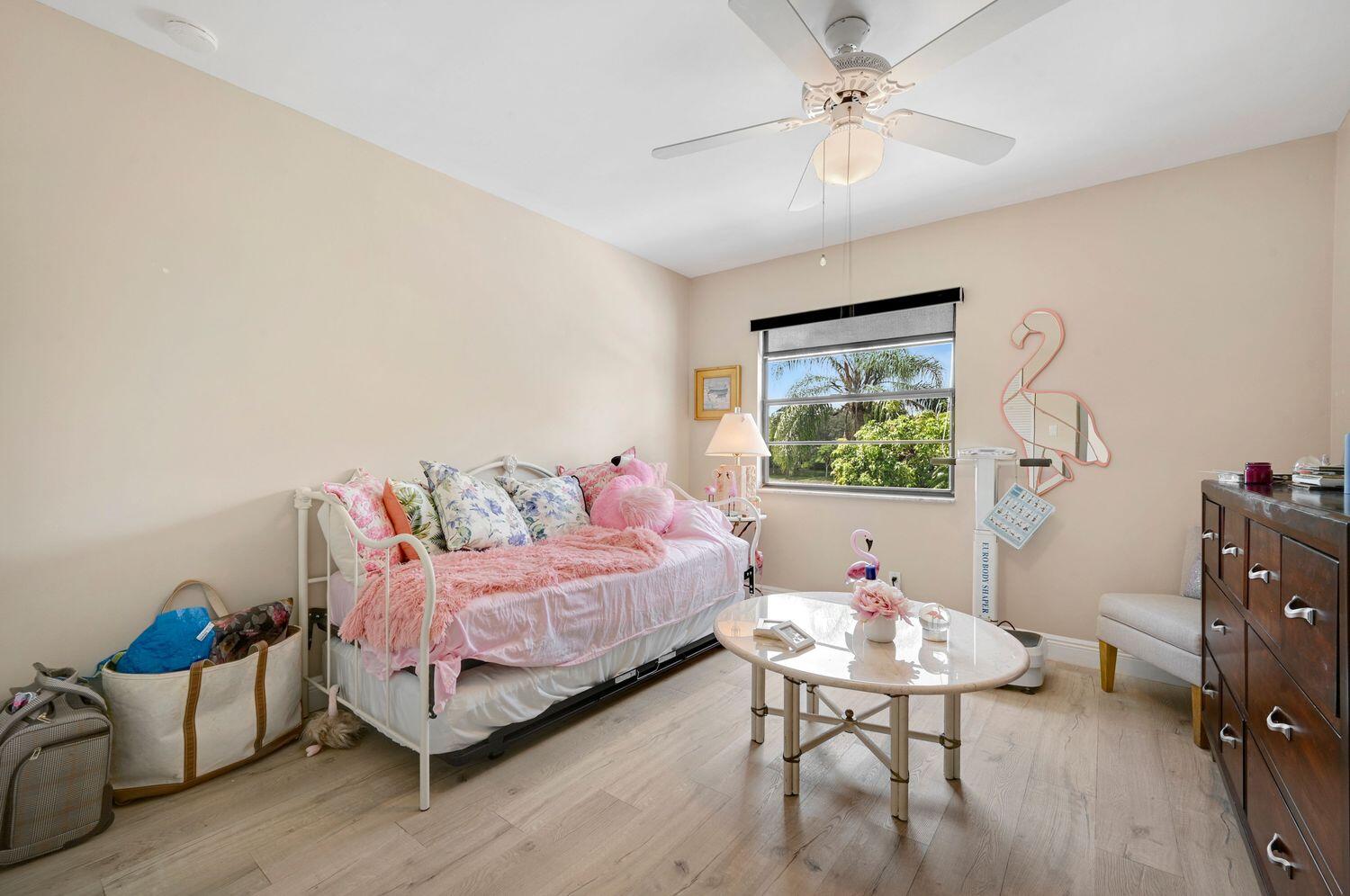 VISTA VERDE SEC 2 - Residential