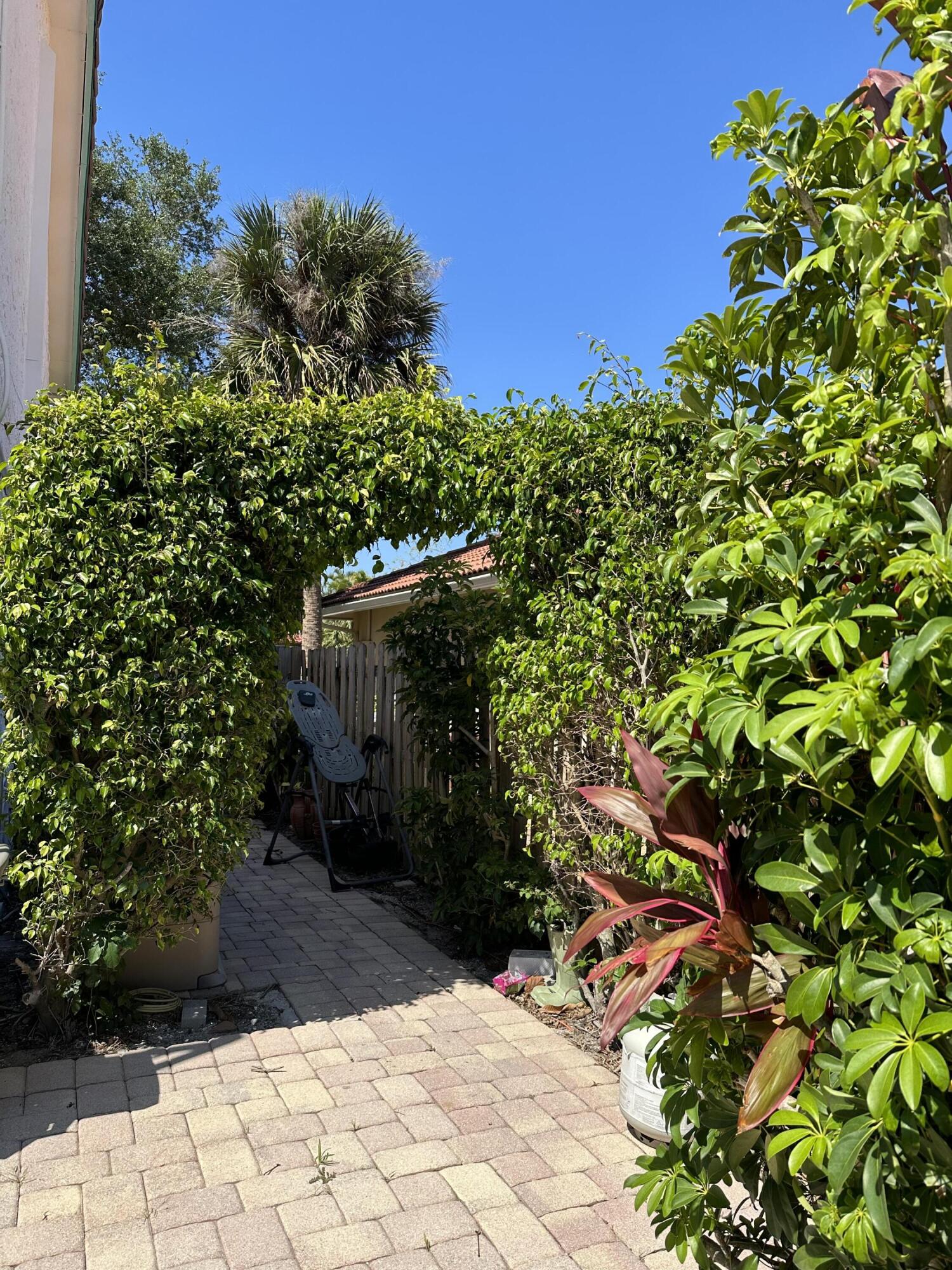 VISTA VERDE SEC 2 - Residential