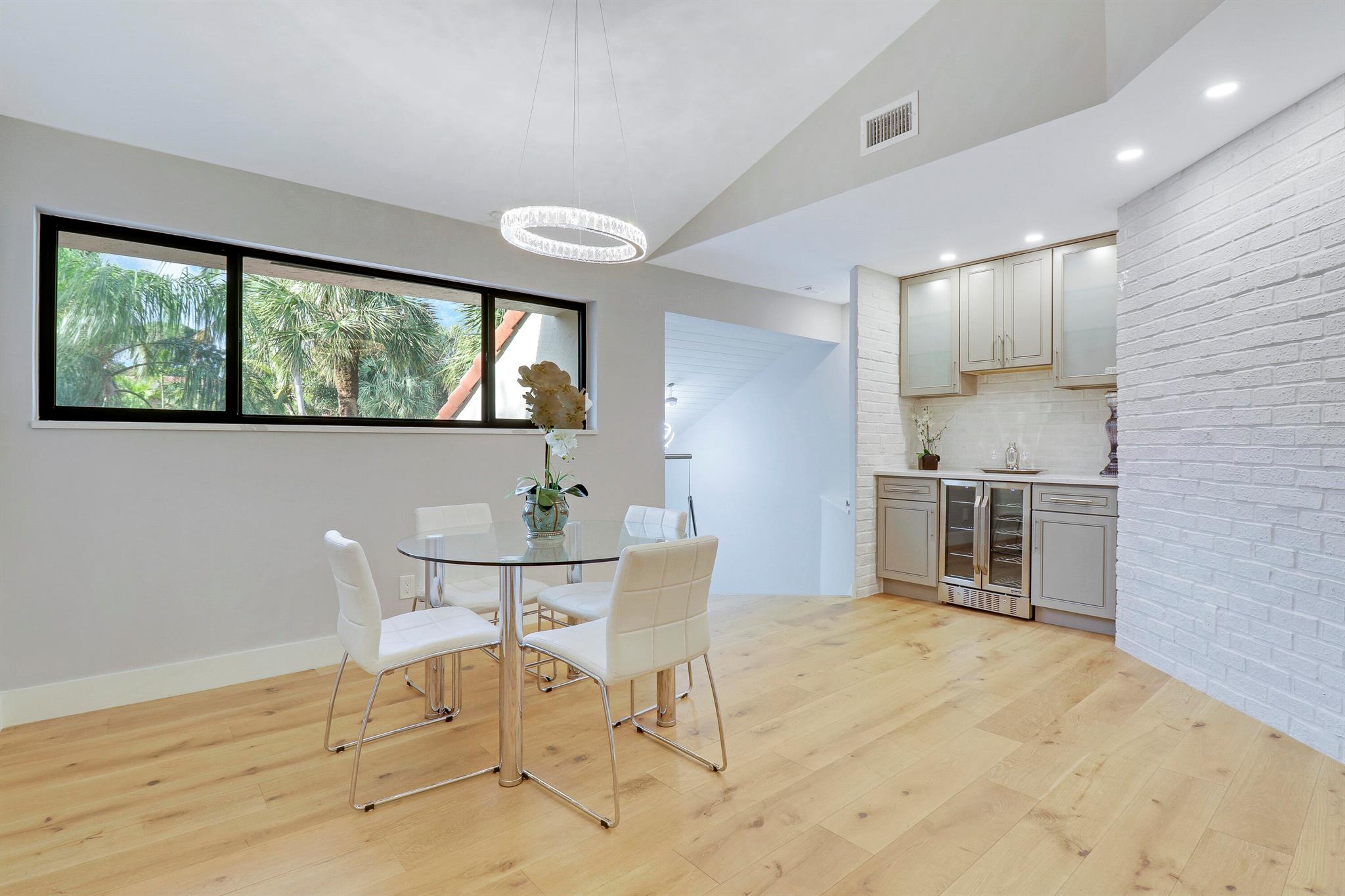 SEA OATS OF JUNO BEACH CO - Residential Lease