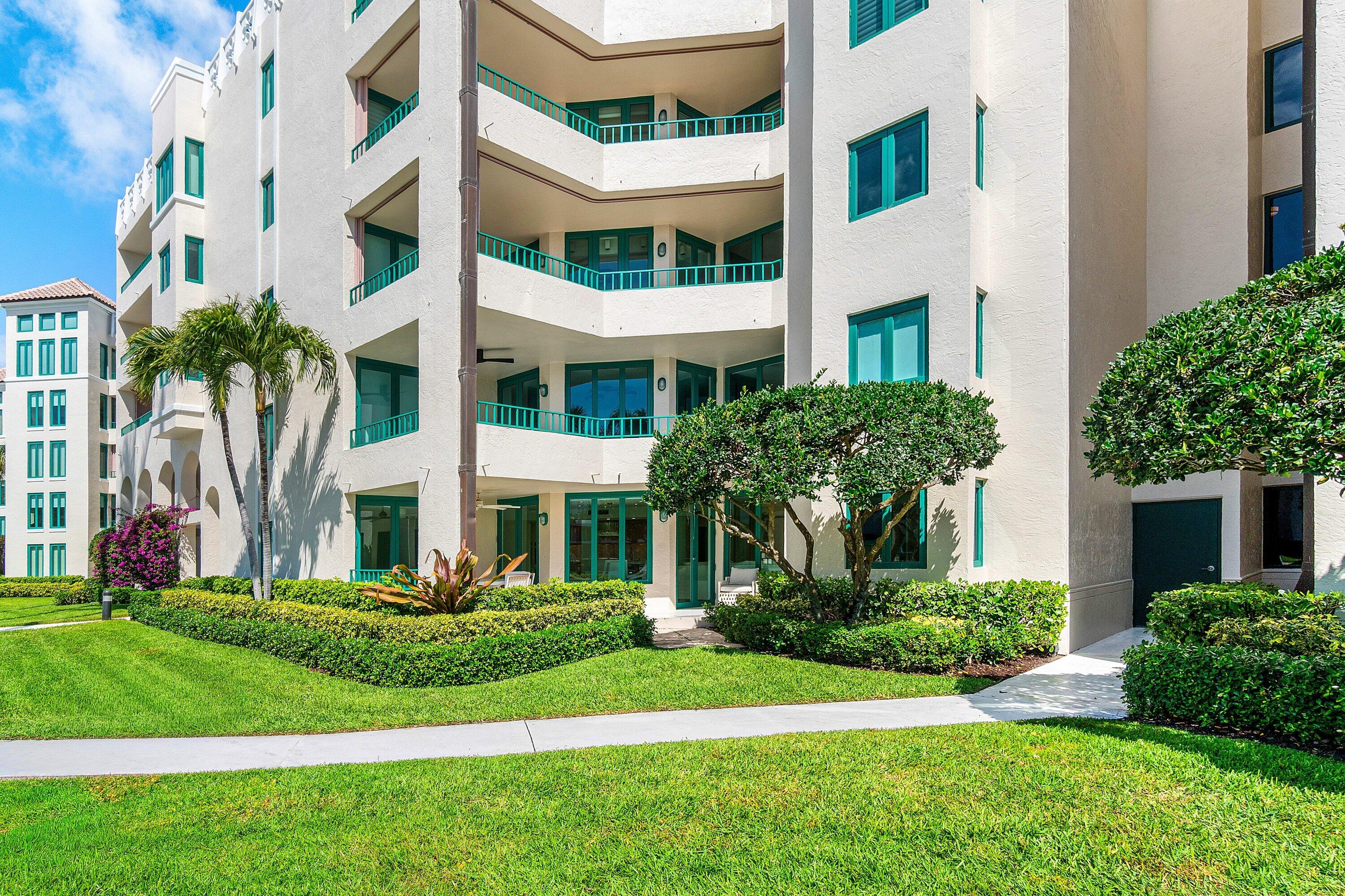 MIZNER COURT - Residential