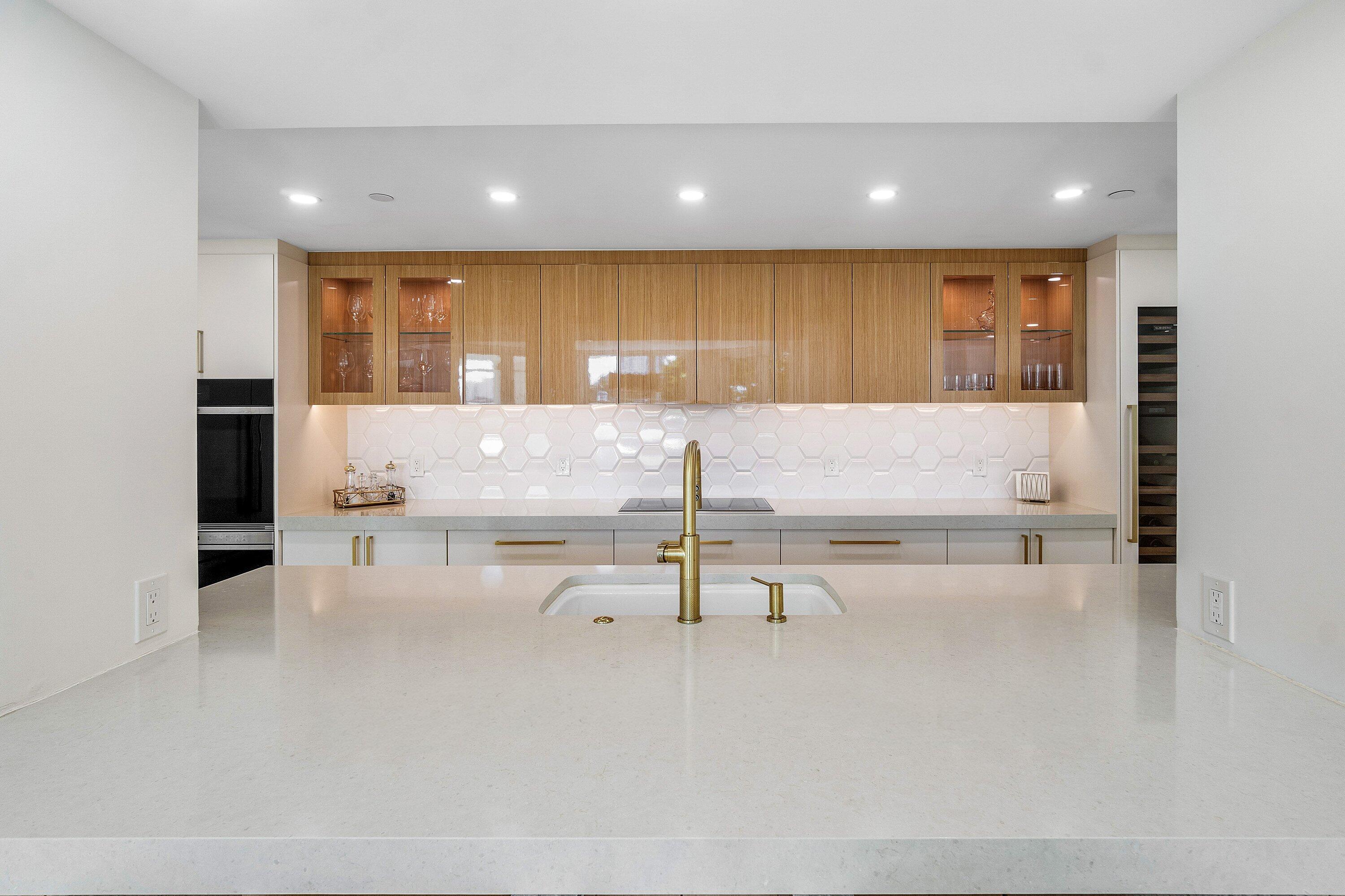 MIZNER COURT - Residential