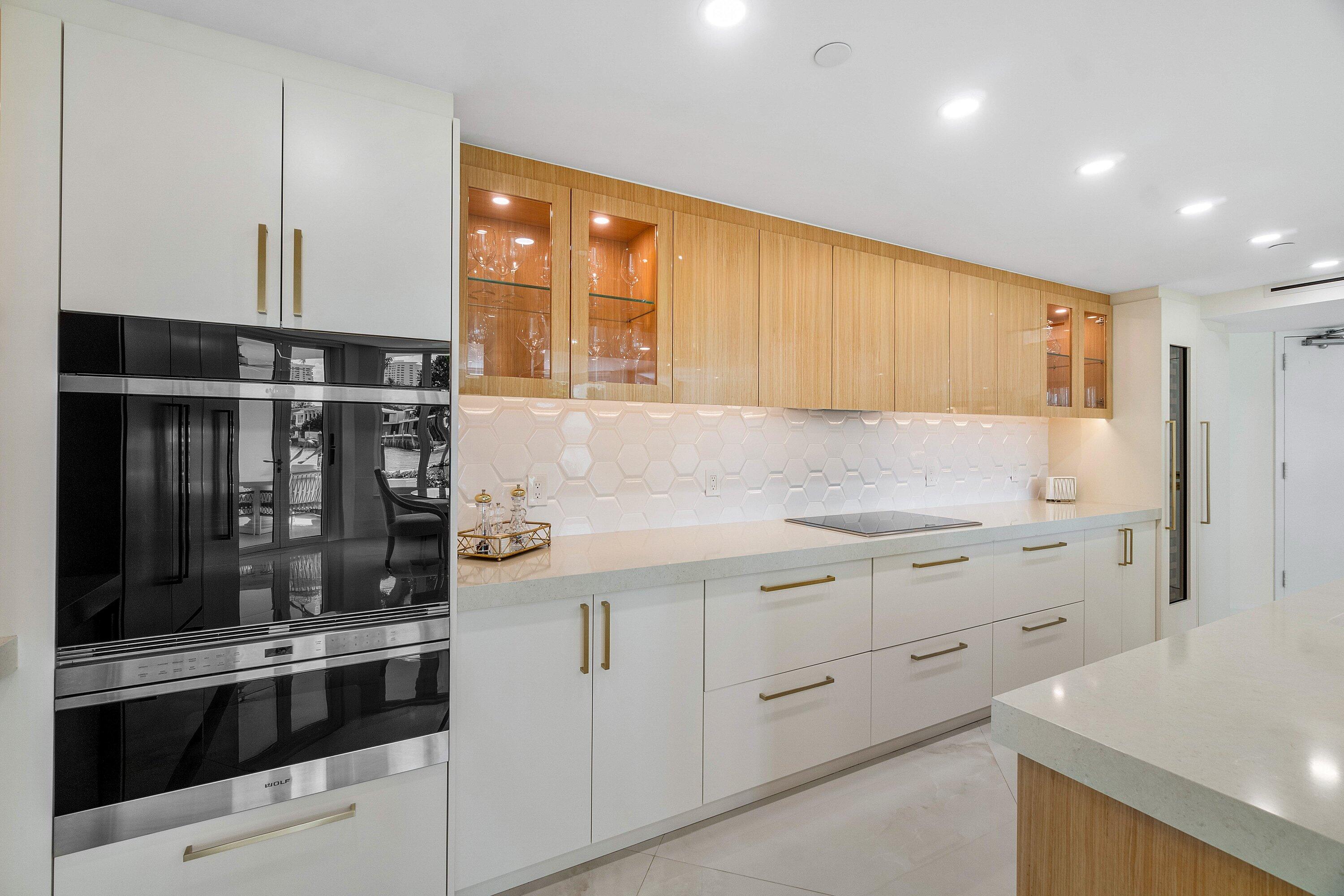 MIZNER COURT - Residential