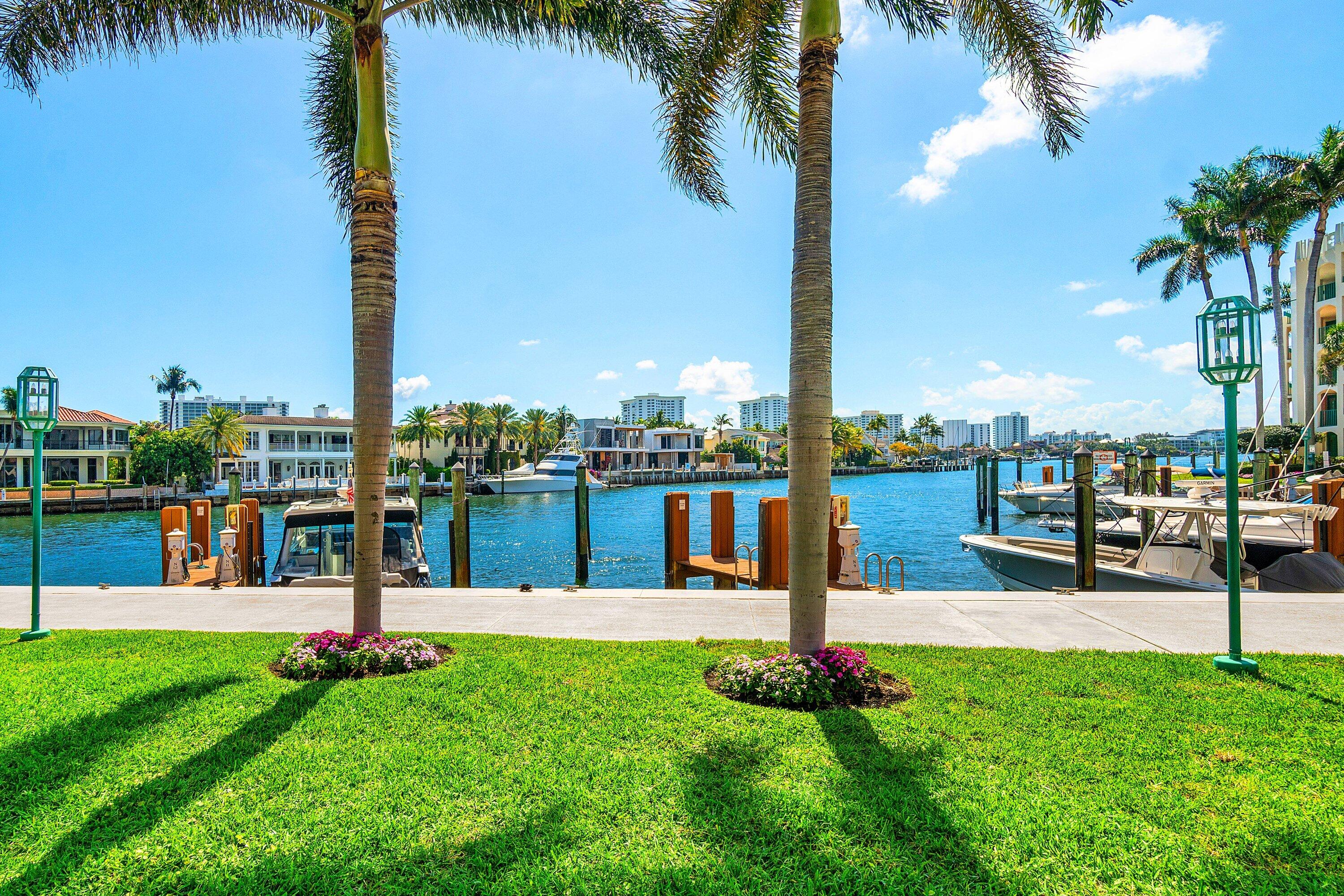 MIZNER COURT - Residential