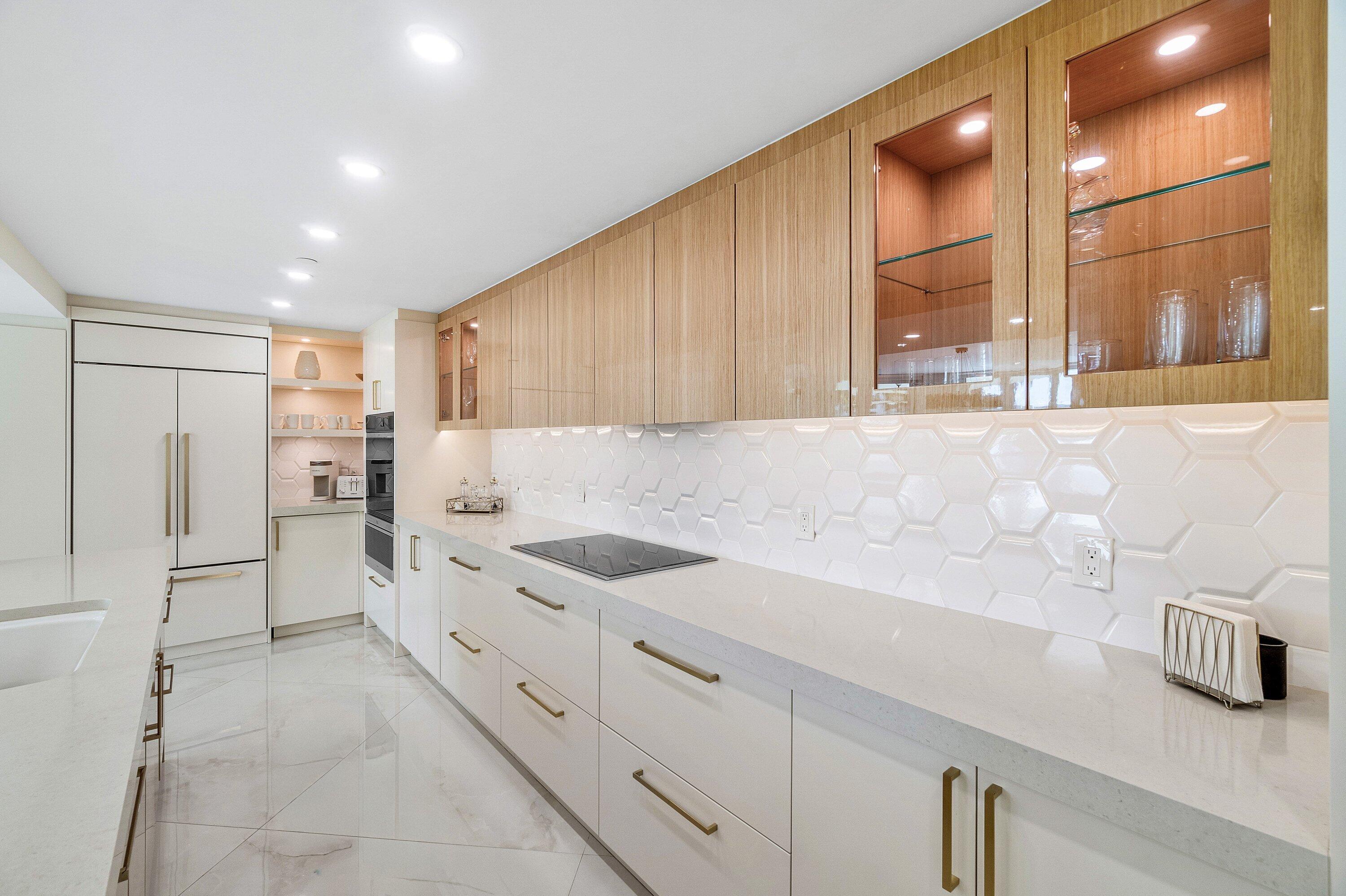 MIZNER COURT - Residential