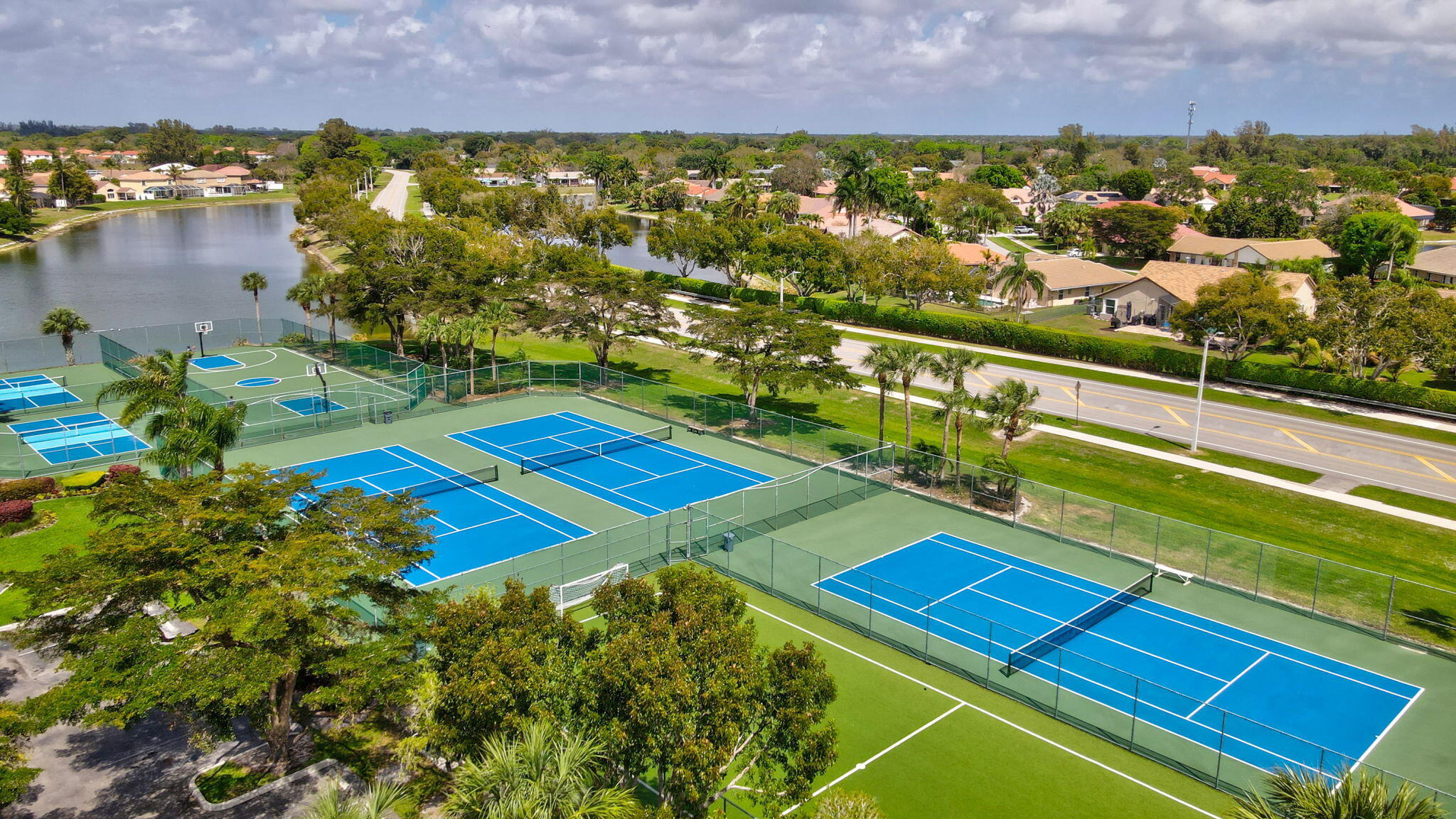 PORT CAYMAN - Residential