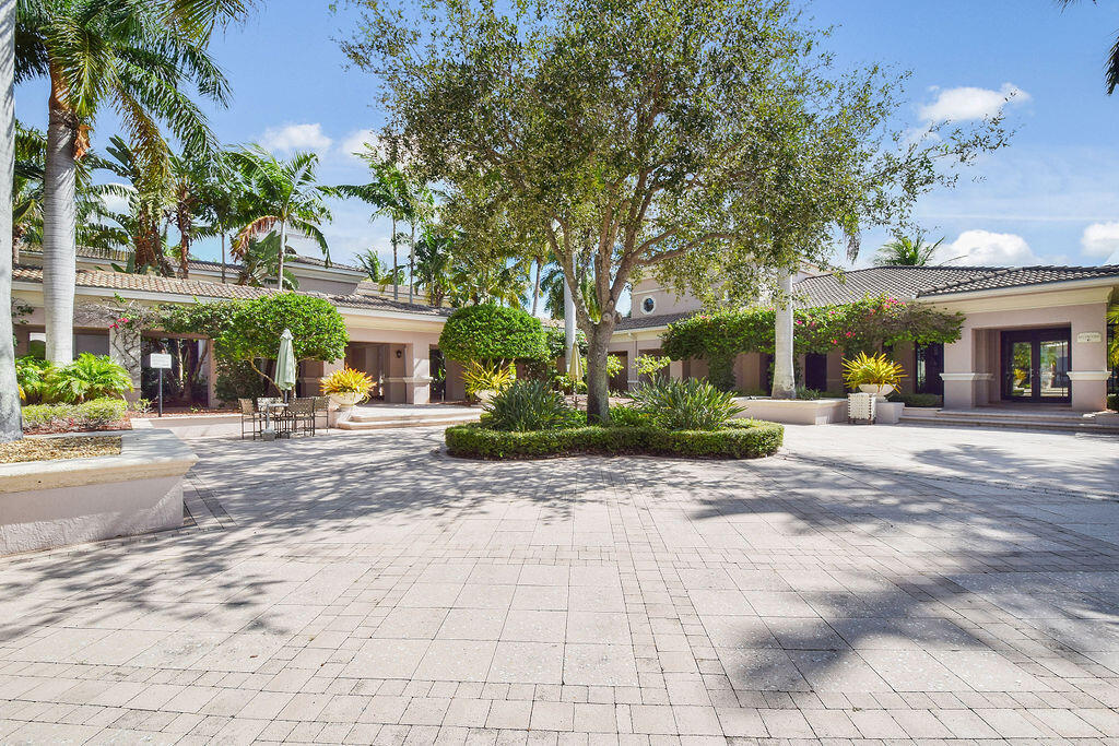 SAN MATERA THE GARDENS CONDOMINIUM - Residential