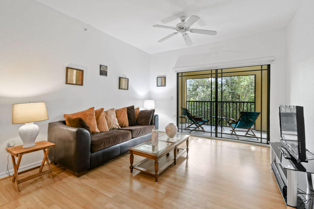 2727 Anzio Court 307