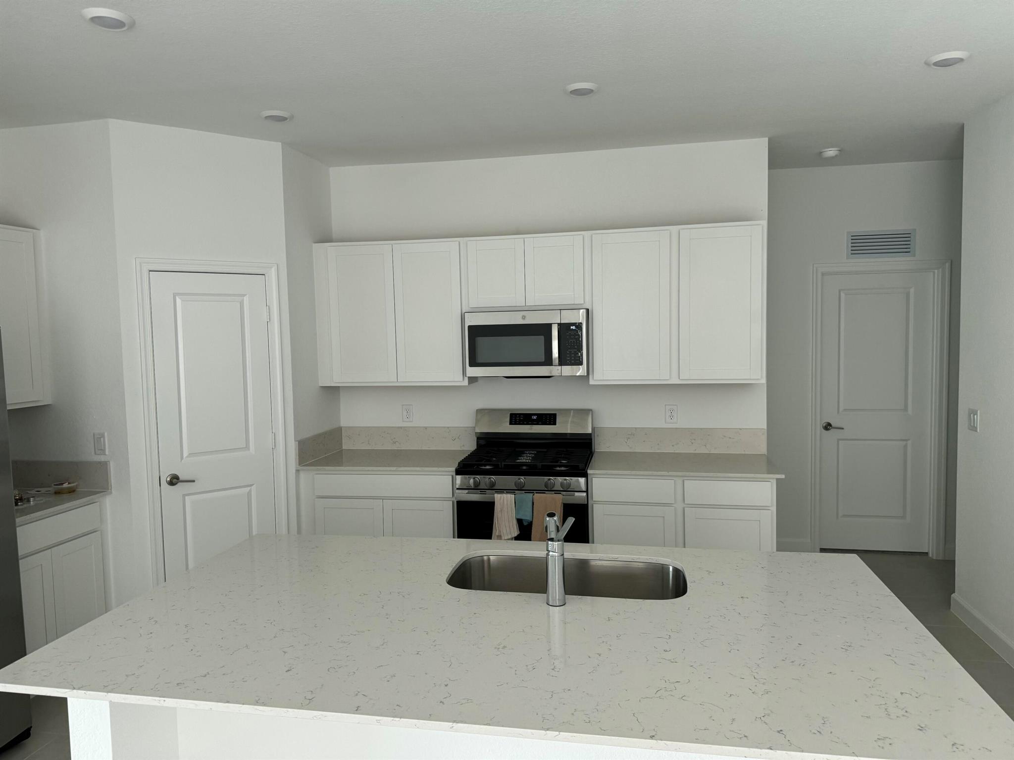 Brystol LTC RANCH WEST PO - Residential Lease