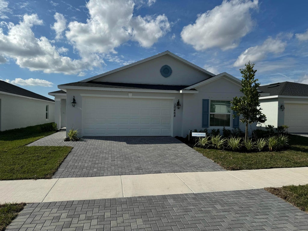 Photo of 10468 NW Suncrest Lp Loop, Port Saint Lucie, FL 34987 (MLS # R11146606)