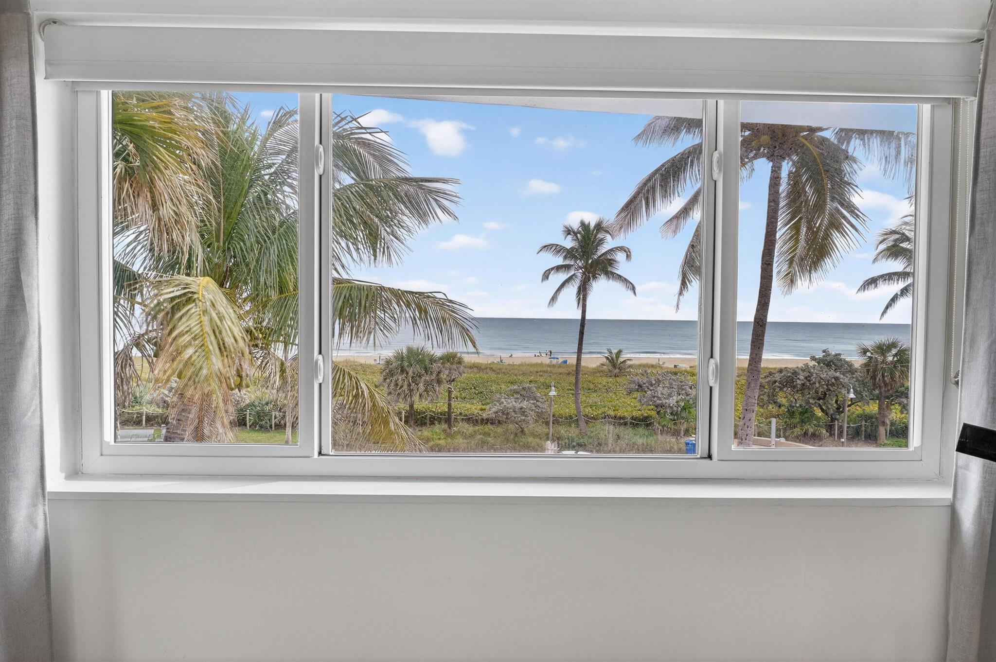 WINDEMERE HOUSE CONDO - Residential Lease