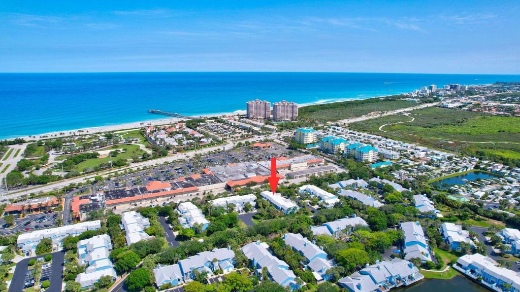 Photo of 505 Ocean Dunes Circle, Jupiter, FL 33477 (MLS # R10975656)