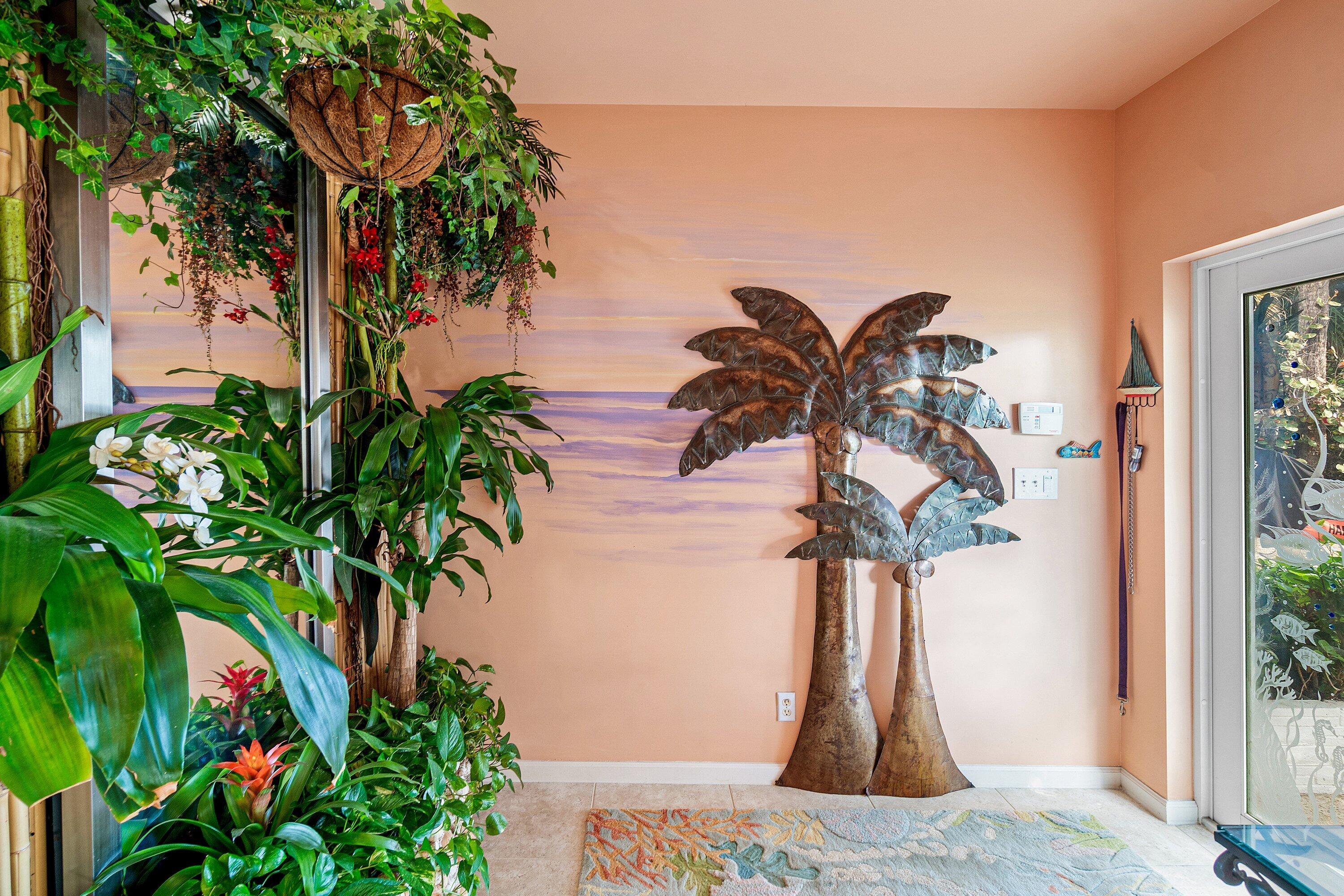 TROPICAL SHORES - Residential