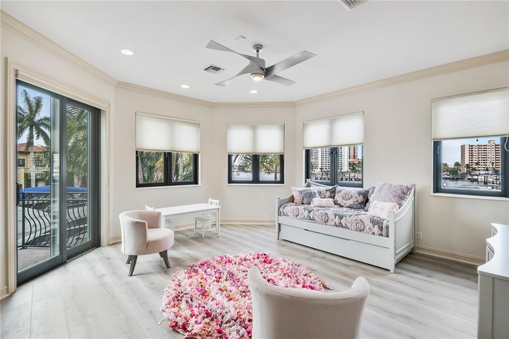 Gould Island 15-62 B - Residential