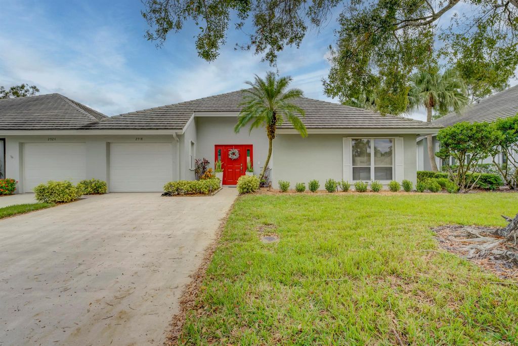 Photo of 2918 SW Westlake Circle, Palm City, FL 34990 (MLS # R10946553)